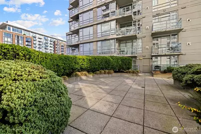 2929 1st Avenue #205, Seattle, WA 98121 - Photo 33