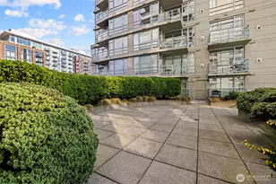 2929 1st Ave, Seattle, WA 98121 - Photo 33