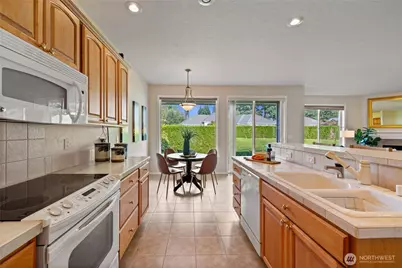 4120 Stonehaven Lane SE, Olympia, WA 98501 - Photo 7