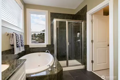 3422 35th Avenue W, Seattle, WA 98199 - Photo 21