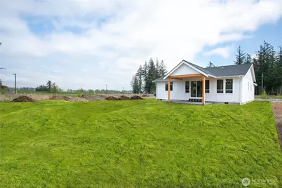 412 W 4th Street, Everson, WA 98247 - Photo 3