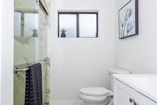 2644 SW 112th St, Seattle, WA 98146 - Photo 11