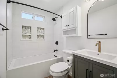 810 NE Pinebrook Avenue, Vancouver, WA 98684 - Photo 13