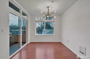 18 Dravus St, Seattle, WA 98109 - Photo 11