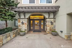 18 Dravus St, Seattle, WA 98109 - Photo 33