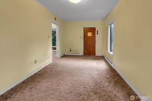 8442 24th Ave SW, Seattle, WA 98106 - Photo 3