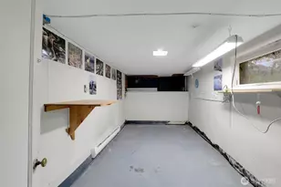 8442 24th Ave SW, Seattle, WA 98106 - Photo 17