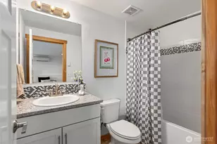 8498 Illahee Road NE, Bremerton, WA 98311 - Photo 31