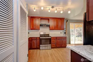 11919 NE 80th St, Vancouver, WA 98682 - Photo 9