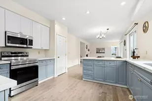 1807 NE 26th Pl, Renton, WA 98056 - Photo 17