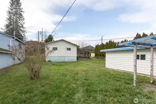 910 E 7th St, Port Angeles, WA 98362 - Photo 27