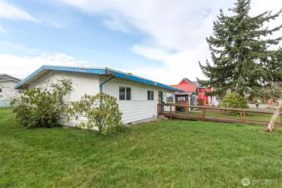 910 E 7th Street, Port Angeles, WA 98362 - Photo 23