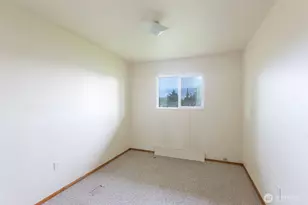 910 E 7th St, Port Angeles, WA 98362 - Photo 9