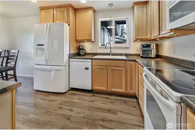 8717 Dresden Lane SW, Lakewood, WA 98498 - Photo 7