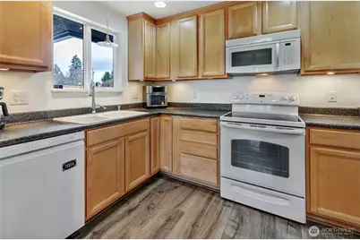 8717 Dresden Lane SW, Lakewood, WA 98498 - Photo 5