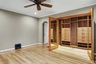 4335 NE 45th St, Seattle, WA 98105 - Photo 13