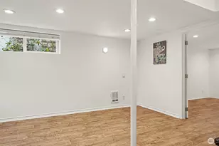 4335 NE 45th St, Seattle, WA 98105 - Photo 21