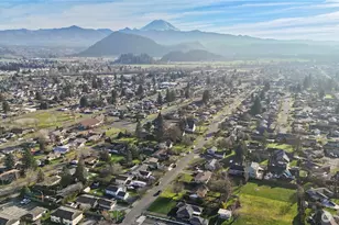 1471 Florence St, Enumclaw, WA 98022 - Photo 3