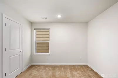 33305 Glacier Avenue SE, Black Diamond, WA 98010 - Photo 23