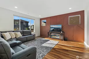 33305 Glacier Ave SE, Black Diamond, WA 98010 - Photo 3