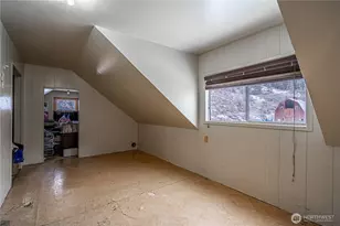 655 Swanson Gulch Rd, Manson, WA 98831 - Photo 17