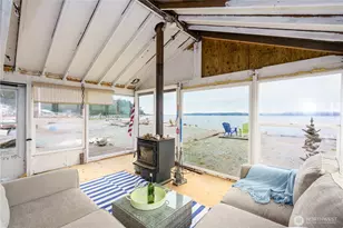 15 U Snoqualmie Ave, Hat Island, WA 98206 - Photo 11