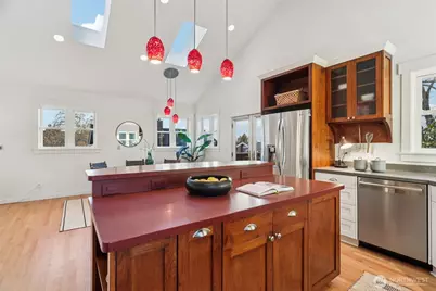 6709 2nd Avenue NW, Seattle, WA 98117 - Photo 11