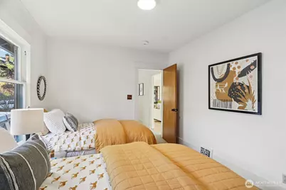 6709 2nd Avenue NW, Seattle, WA 98117 - Photo 17