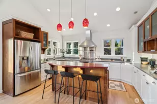 6709 2nd Ave NW, Seattle, WA 98117 - Photo 9