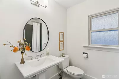 6709 2nd Avenue NW, Seattle, WA 98117 - Photo 15