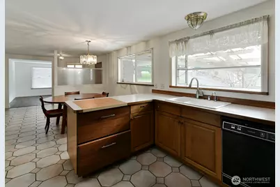 16107 81st Place NE, Kenmore, WA 98028 - Photo 11