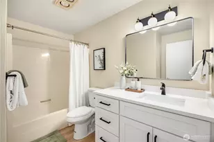 717 122nd Ave NE, Bellevue, WA 98005 - Photo 13