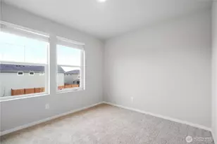 11002 Emmons Ct E, Puyallup, WA 98374 - Photo 21