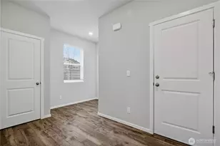 11002 Emmons Ct E, Puyallup, WA 98374 - Photo 3