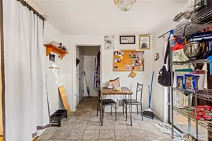 10425 Holly Dr, Everett, WA 98204 - Photo 5