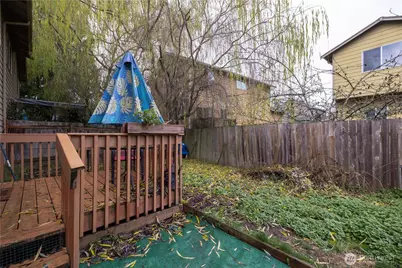 10425 Holly Drive, Everett, WA 98204 - Photo 19