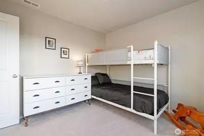 6588 Langley Avenue NE, Bremerton, WA 98311 - Photo 23