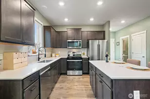 6588 Langley Ave NE, Bremerton, WA 98311 - Photo 9