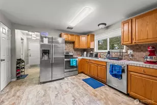 3514 Parker Ln, Bremerton, WA 98310 - Photo 13