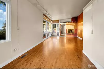 18822 Olympic View Drive, Edmonds, WA 98020 - Photo 5