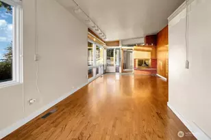 18822 Olympic View Dr, Edmonds, WA 98020 - Photo 5