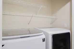 19230 Forest Park Dr NE, Seattle, WA 98155 - Photo 21