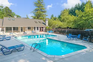 19230 Forest Park Dr NE, Seattle, WA 98155 - Photo 27