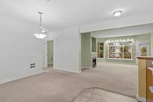 20028 15th Ave NE, Shoreline, WA 98155 - Photo 3