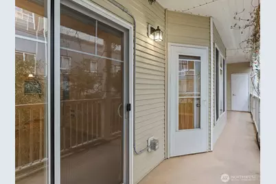 20028 15th Avenue NE #105, Shoreline, WA 98155 - Photo 17