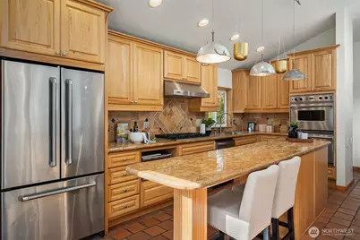 24025 75th Avenue SE, Woodinville, WA 98072 - Photo 5