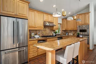 24025 75th Ave SE, Woodinville, WA 98072 - Photo 5