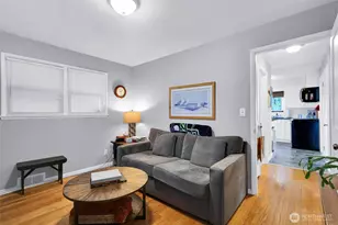 19041 21st Ave NW, Shoreline, WA 98177 - Photo 11