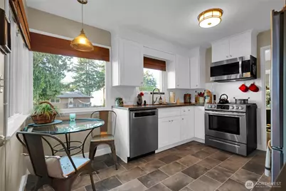 19041 21st Avenue NW, Shoreline, WA 98177 - Photo 17