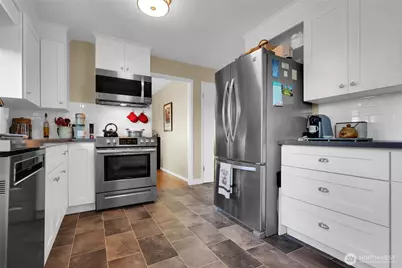 19041 21st Avenue NW, Shoreline, WA 98177 - Photo 15